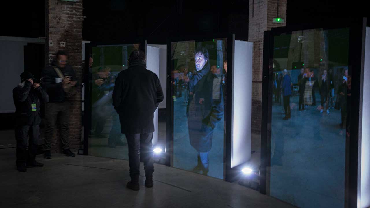 Així il·luminem Tènue Llum Retroactiva a Llum BCN 2025 amb Isaki Lacuesta